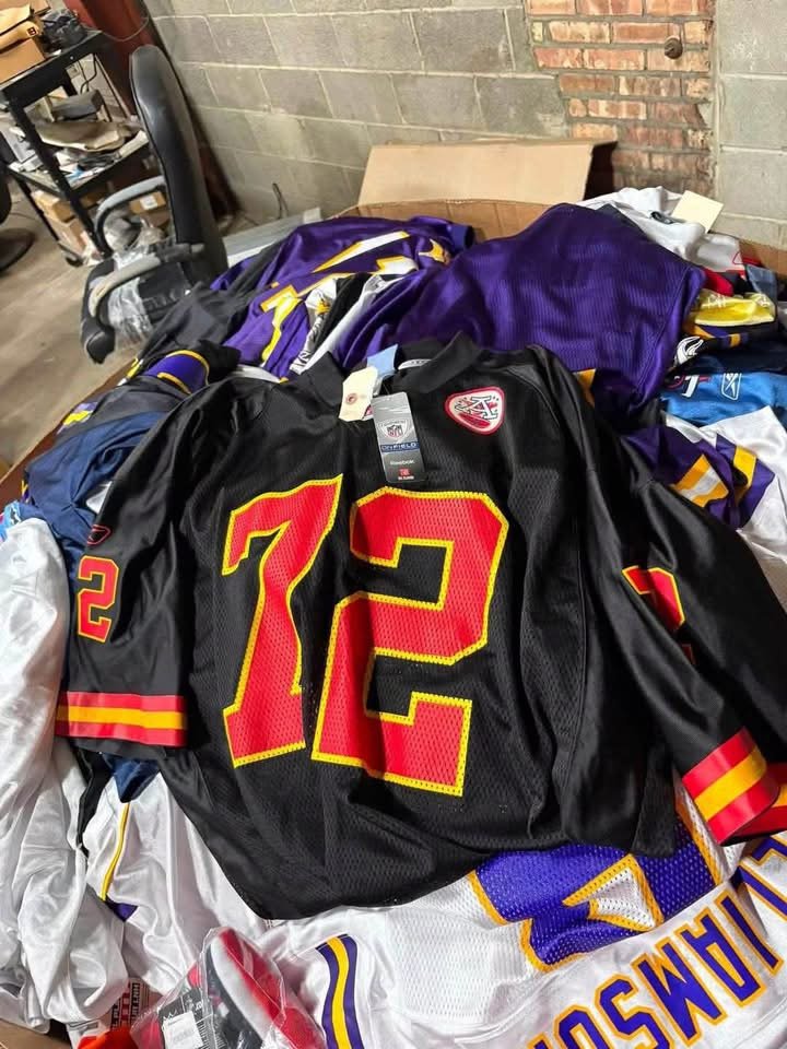 Wholesale Basketball Jersey Pallet (115 Pieces)