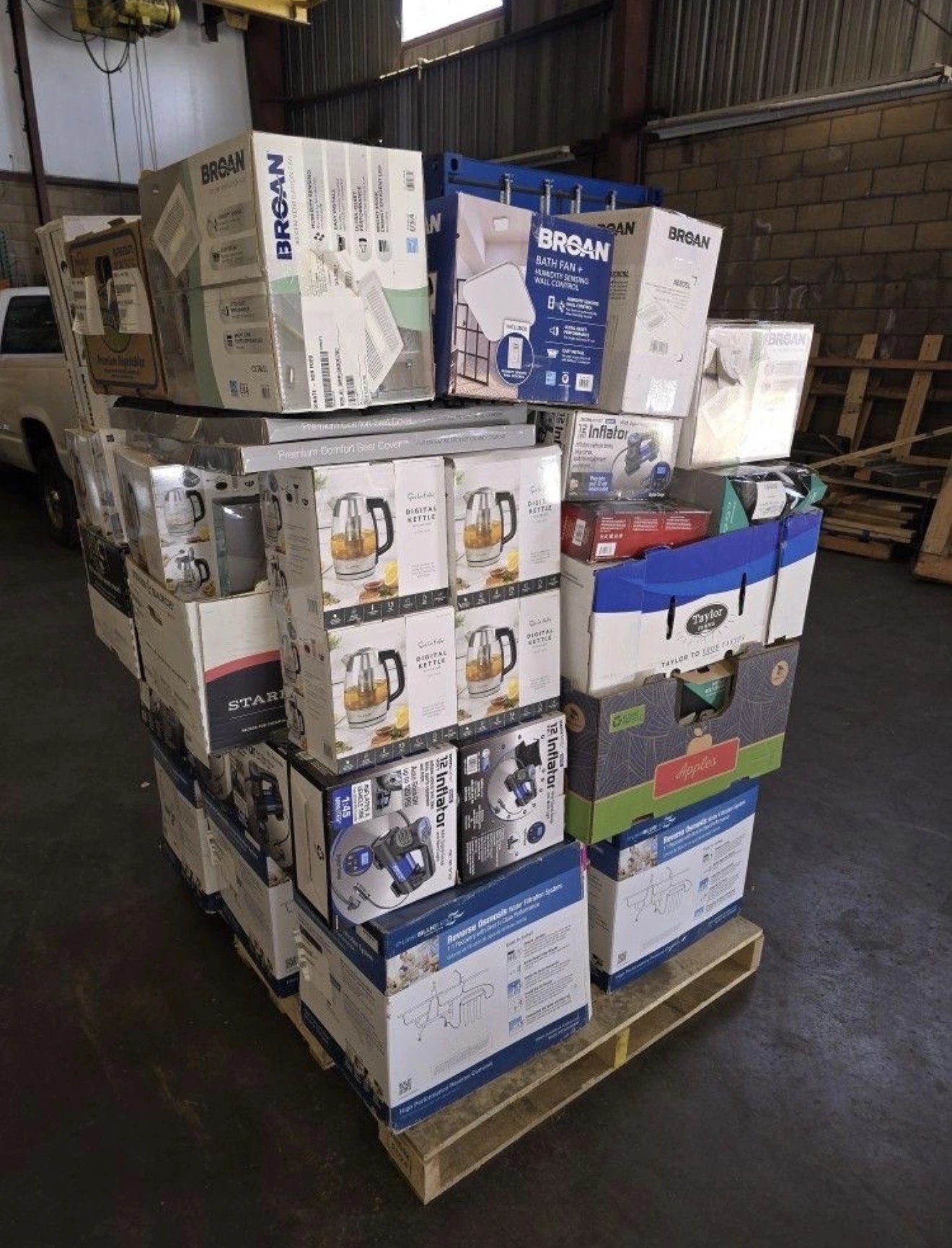 Costco Liquidation Pallet