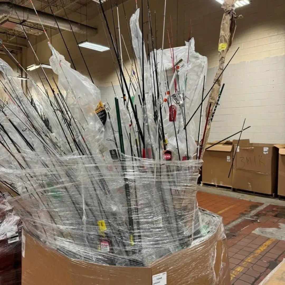 Wholesale fishing gear pallet with 120–150 liquidation fishing items